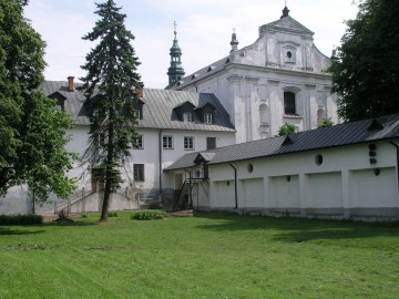 Zespół kościelno-klasztorny w Miedniewicach., 