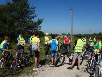 Rowerowy rajd przełajowy zielonym szlakiem pieszym 