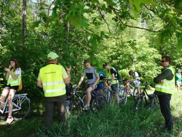 Rowerowy rajd przełajowy zielonym szlakiem pieszym 