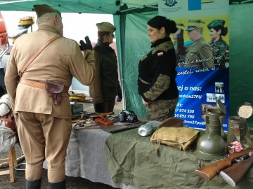 Tropem Wilczym bieg pamięci Żołnierzy Wyklętych w Dobromierzu na terenie PPK., 