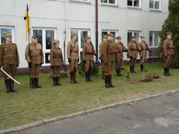 Tropem Wilczym bieg pamięci Żołnierzy Wyklętych w Dobromierzu na terenie PPK., 