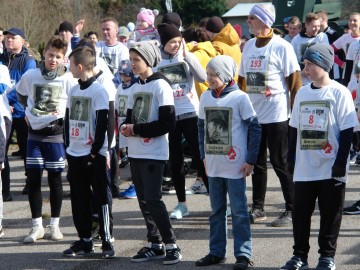 Tropem Wilczym bieg pamięci Żołnierzy Wyklętych w Dobromierzu na terenie PPK., 