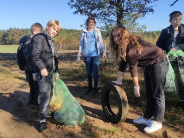 Dzień Krajobrazu - sprzątanie ZPK, 