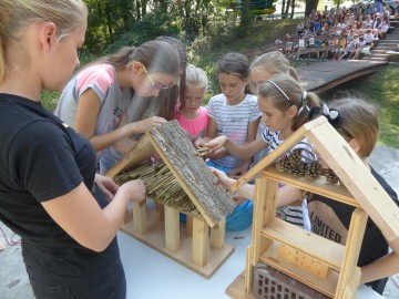 Wielki Dzień Pszczół w Sieradzkich Parkach Krajobrazowych, K.Kierniakiewicz