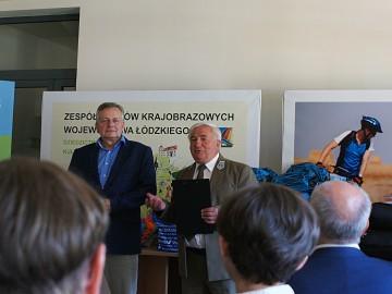 Rozdanie nagród dla laureatów finału okręgowego XXXIII OWE, 